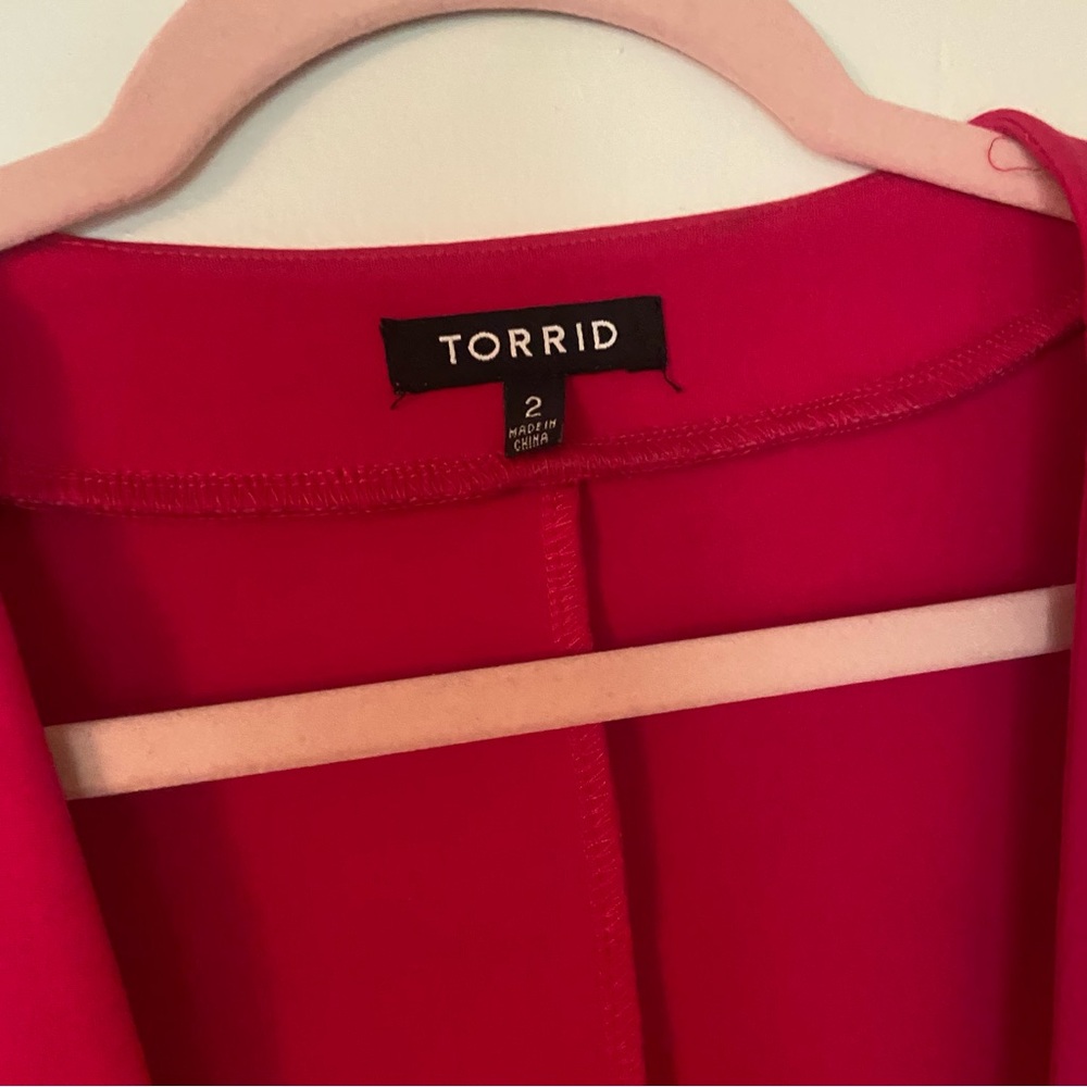 Torrid - Pink Cutaway Blazer, 2X - Picture 5 of 8